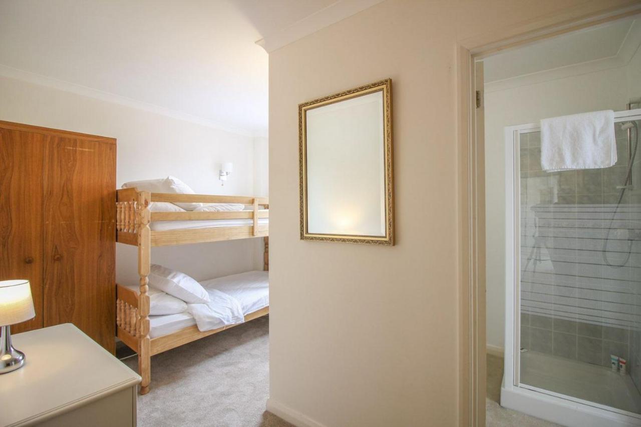 Clifton Villa Ньюкі Екстер'єр фото